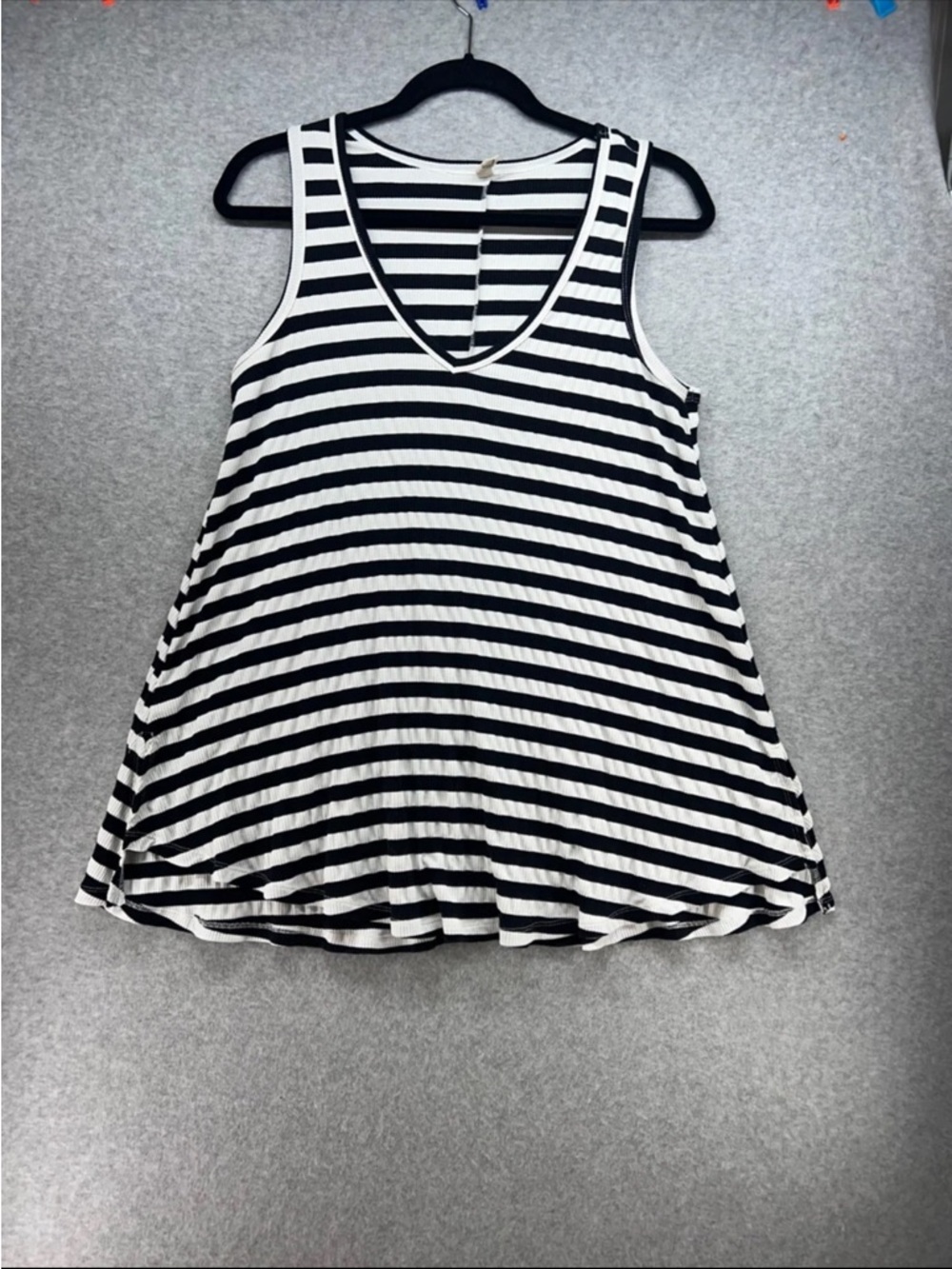 Wishlist Black & White Striped V-Neck Swing Tank